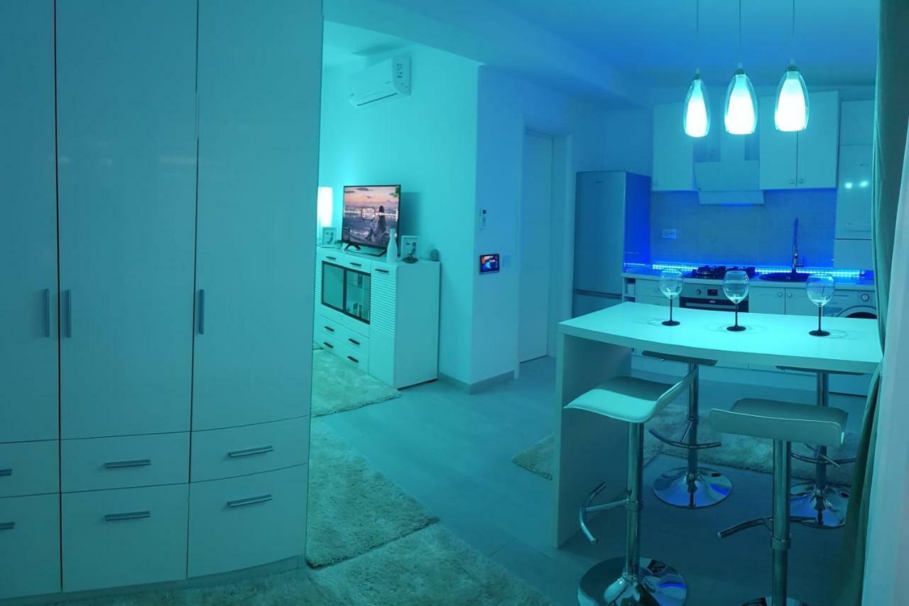 Smart Home Lux Яш Екстериор снимка