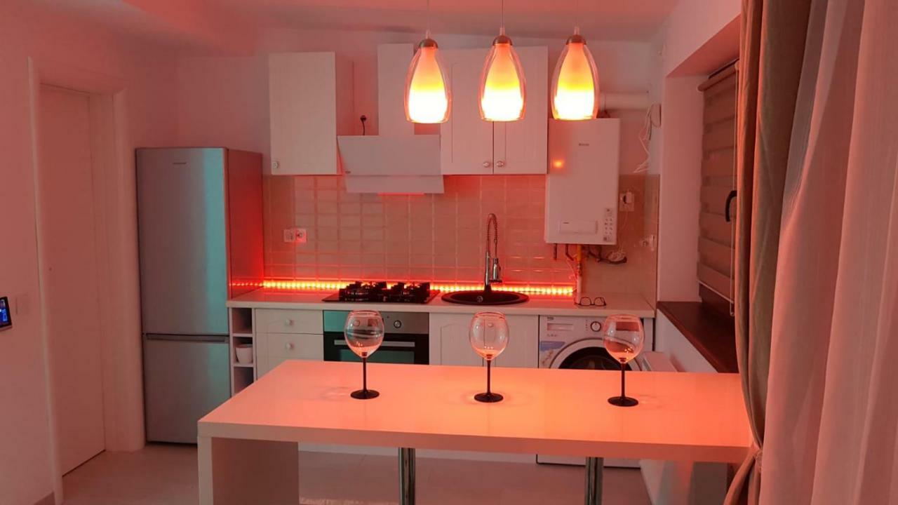 Smart Home Lux Яш Екстериор снимка