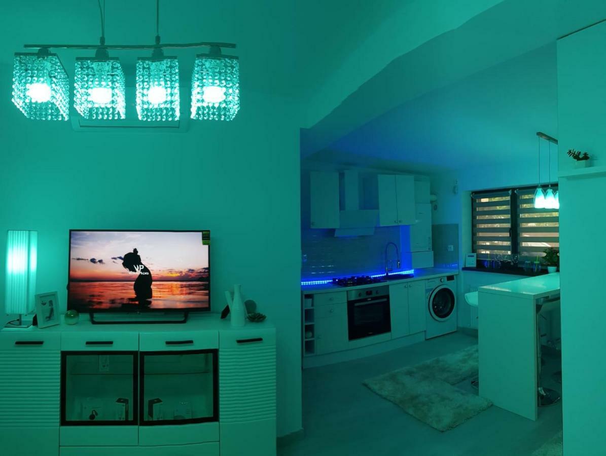 Smart Home Lux Яш Екстериор снимка